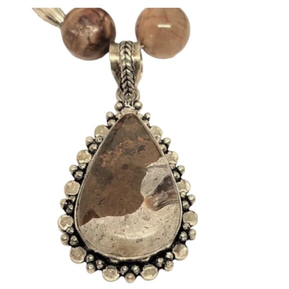 Large Brown and Silver Handmade Agate Stone Pendant Necklace - Picture 2 of 3